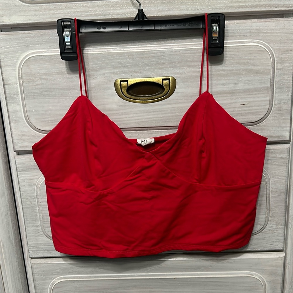 GARAGE Crop Tank